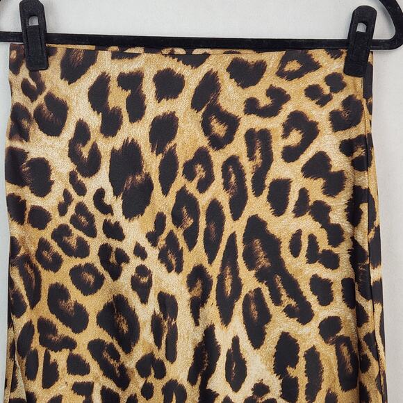 Pink Lily Women's Animal Print Pull-up Slip Skirt SZ Medium EUC - Picture 5 of 11